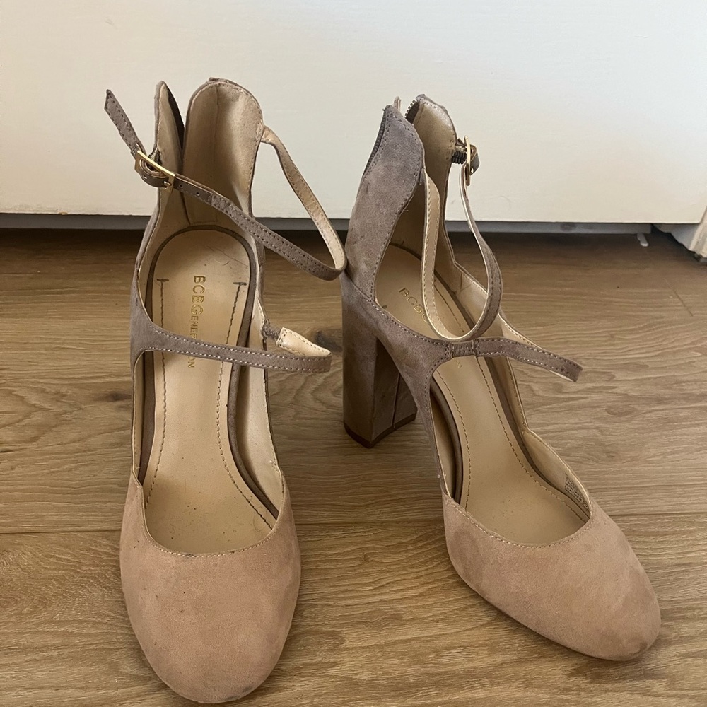 BCBG heels